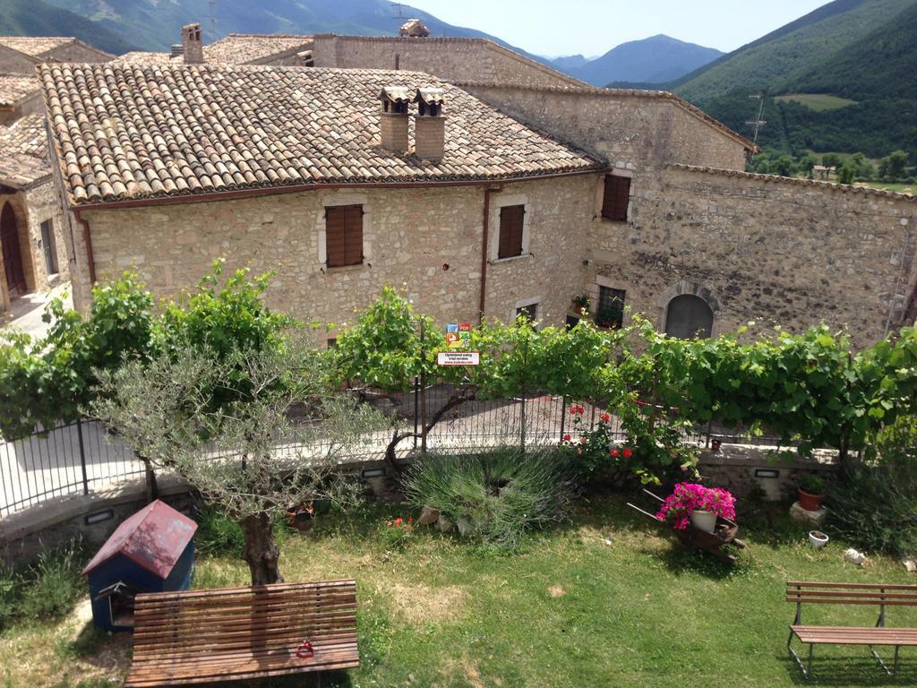 Agriturismo Campagna In Compagnia Vallo di Nera Exterior foto