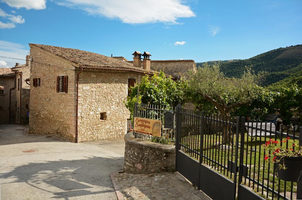 Agriturismo Campagna In Compagnia Vallo di Nera Exterior foto